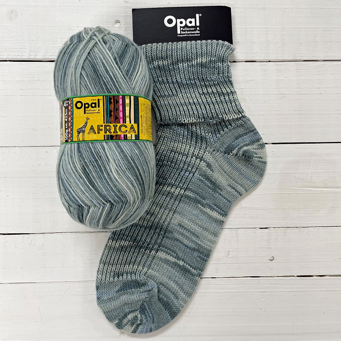 Opal 4 Ply 11167 Africa Adventurous with wool and nylon